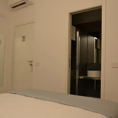 Le In Citta Penzion La Spezia