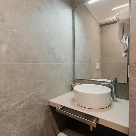 Le In Citta Penzion La Spezia